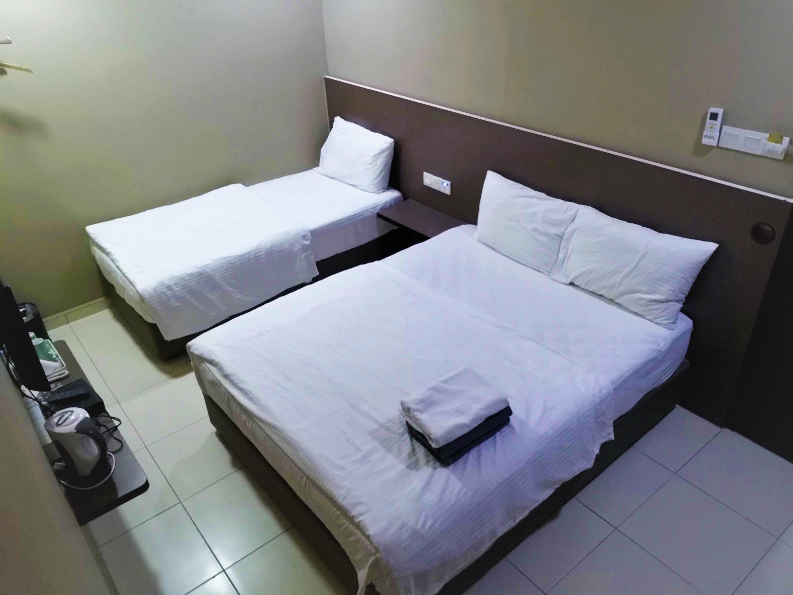Tropika Garden Hotel Johor Bahru Buitenkant foto