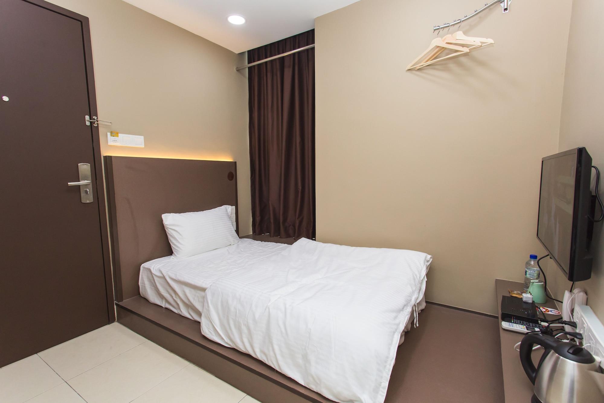 Tropika Garden Hotel Johor Bahru Buitenkant foto